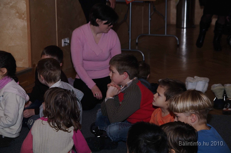 erdelyiegyesulet_mikulas_2010_022.jpg