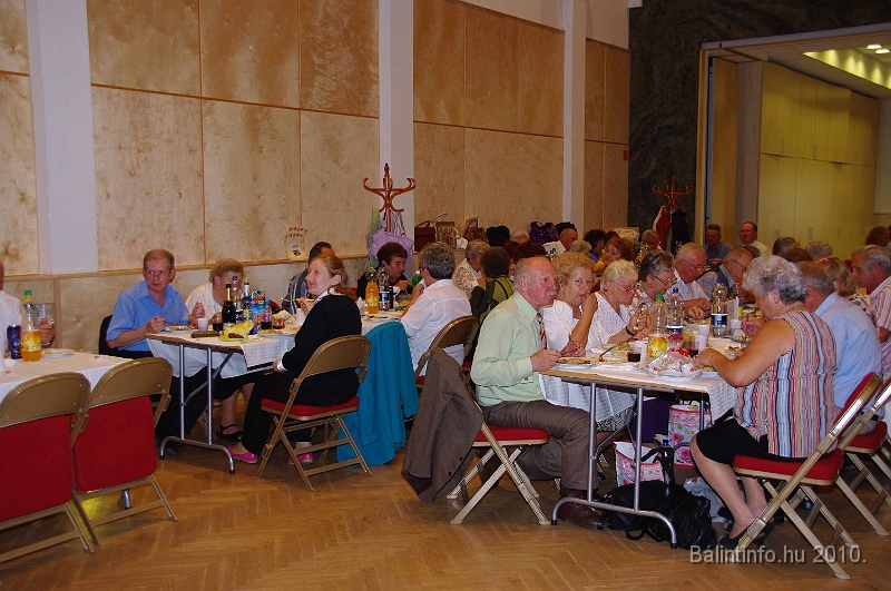 nyugdijas_klub_evfordulo_2010_055.jpg