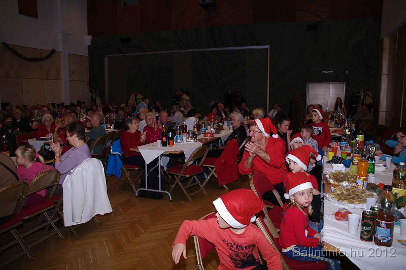 torokbalint_nyugdijasklub_mikulas_2012_010.jpg