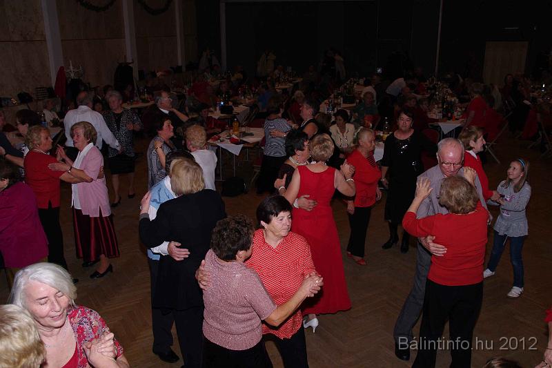 torokbalint_nyugdijasklub_mikulas_2012_067.jpg