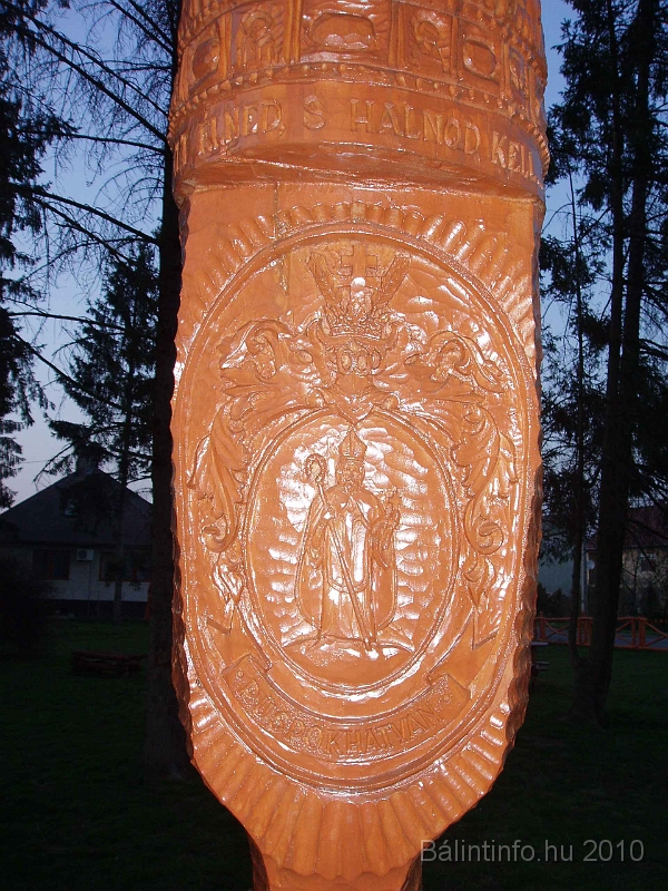 puspokhatvan_faszobrok_2010_028.jpg
