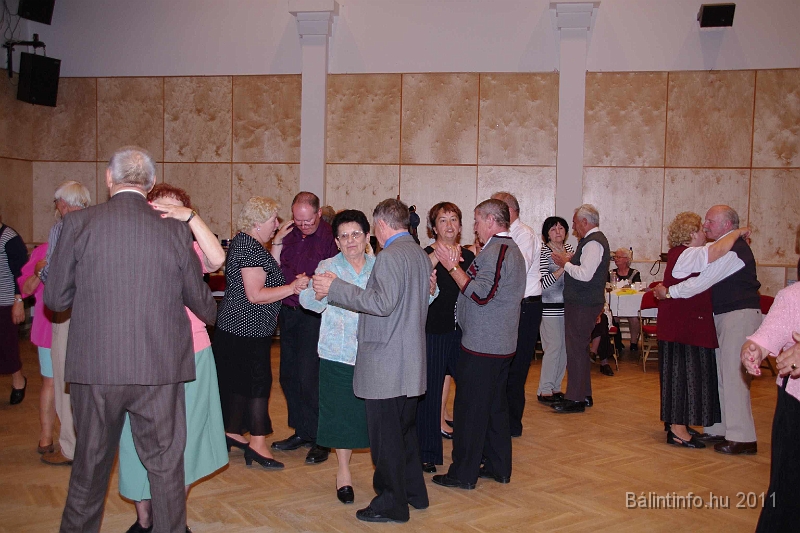 torokbalint_nyugdijasklub_anyaknapja_2011_078.jpg