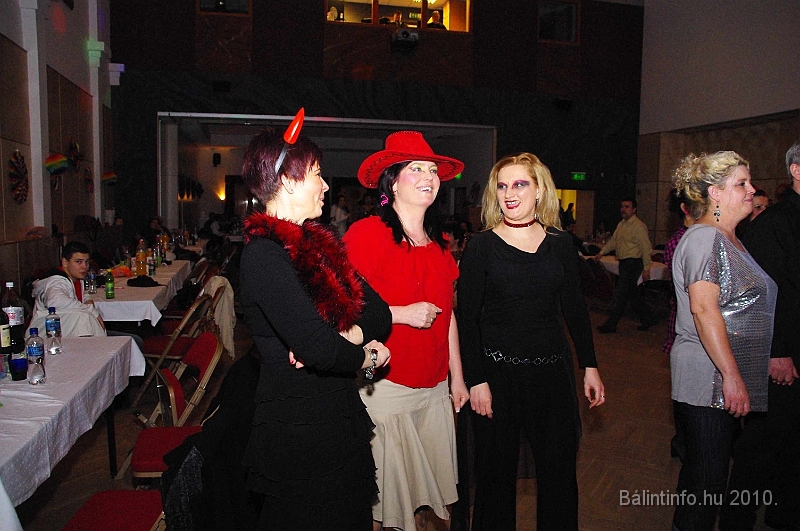 retrofarsang_2010_027.jpg