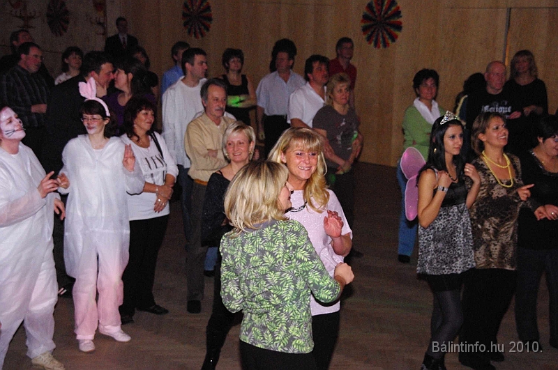 retrofarsang_2010_035.jpg