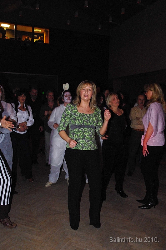 retrofarsang_2010_036.jpg
