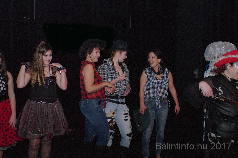 torokbalint_retrofarsang_2017_072.jpg