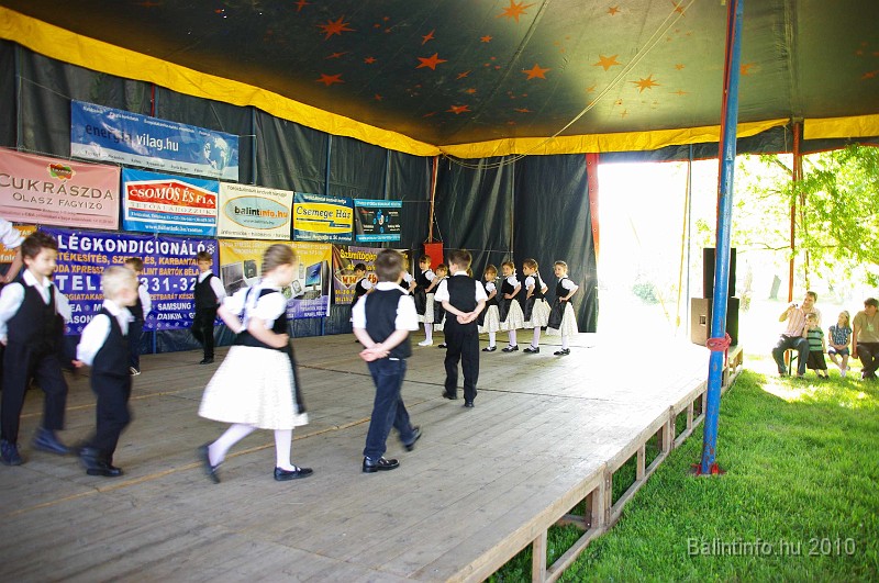 varosi_majalis_fellepok_2010_006.jpg