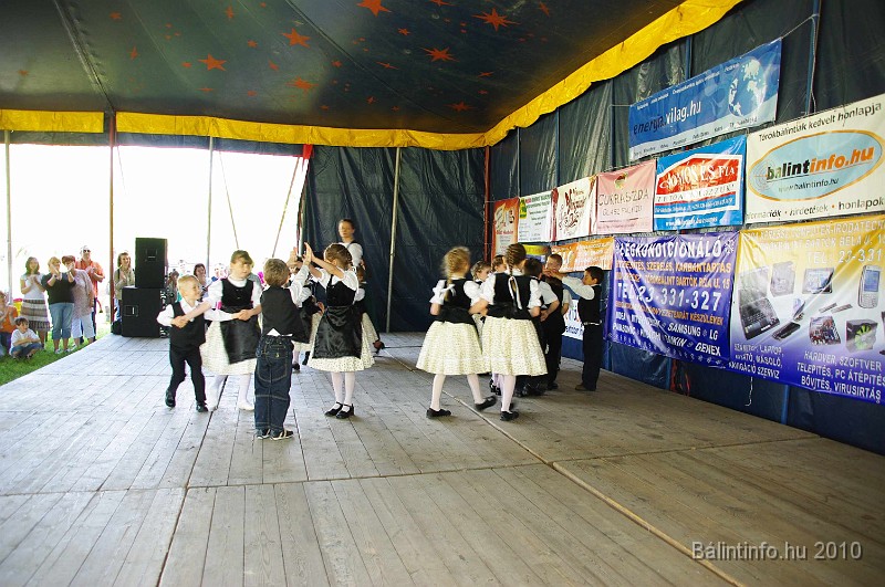 varosi_majalis_fellepok_2010_009.jpg