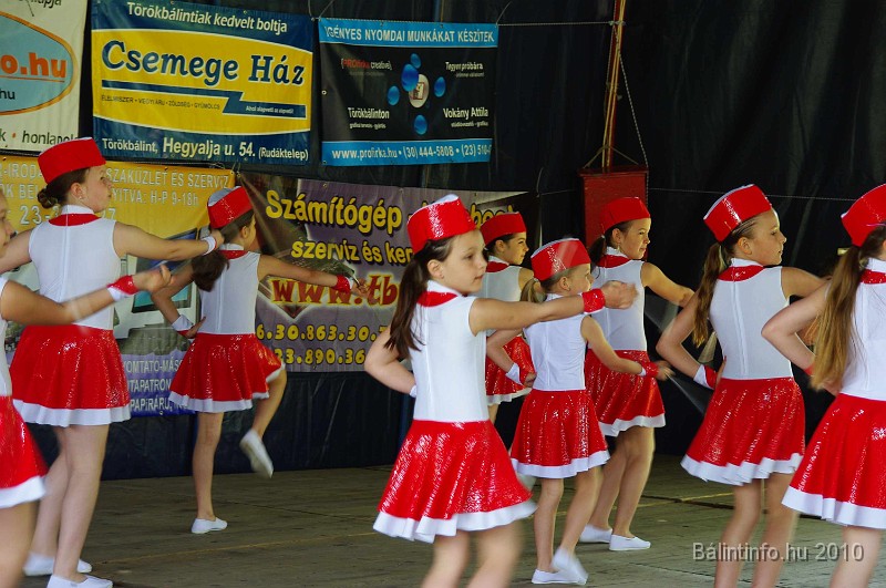 varosi_majalis_fellepok_2010_036.jpg