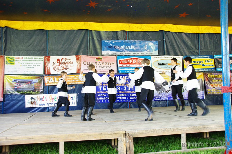 varosi_majalis_fellepok_2010_080.jpg