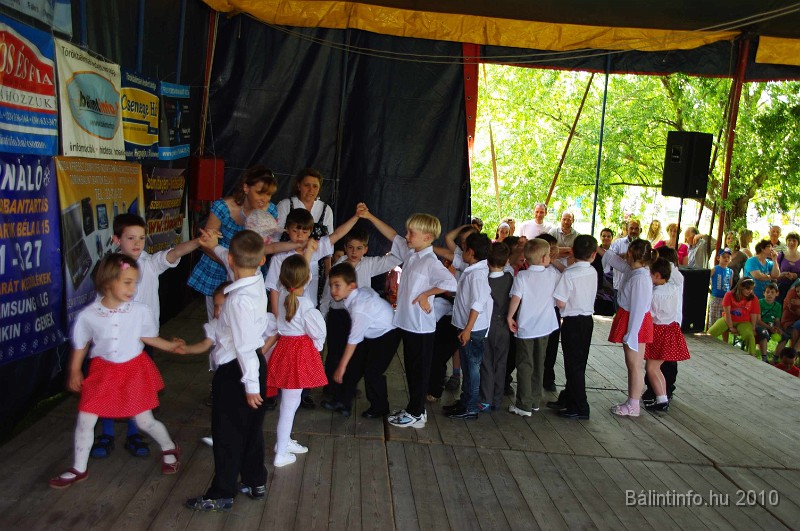 varosi_majalis_fellepok_2010_116.jpg