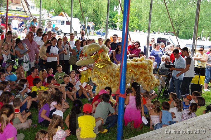 varosi_majalis_fellepok_2010_164.jpg