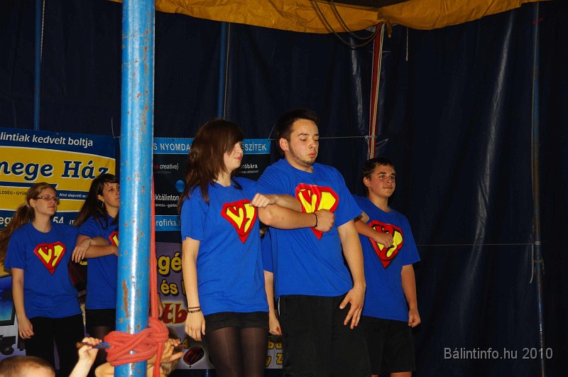 varosi_majalis_fellepok_2010_210.jpg