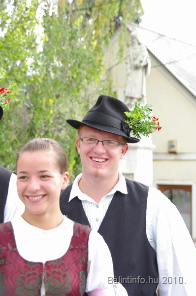 szureti_felvonulas_2010_117.jpg