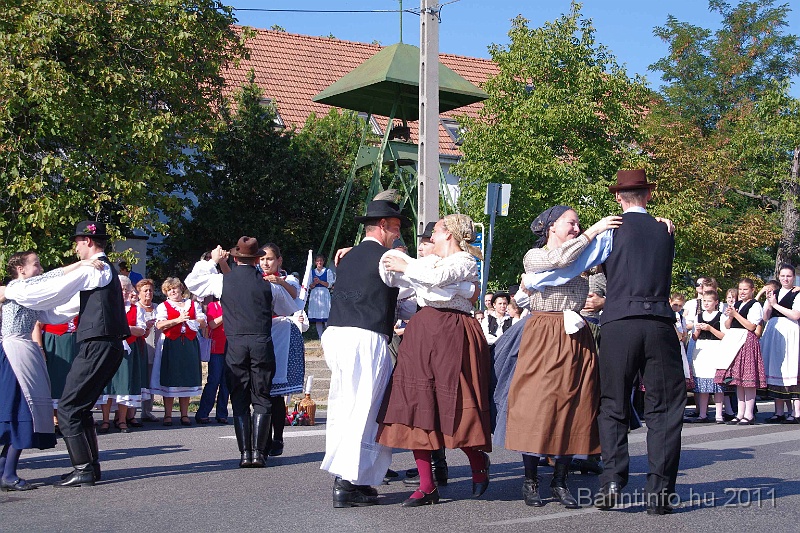 szureti_felvonulas_2011_066.jpg