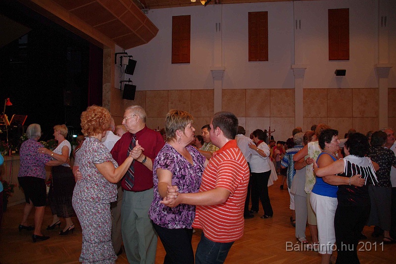 szureti_felvonulas_2011_188.jpg