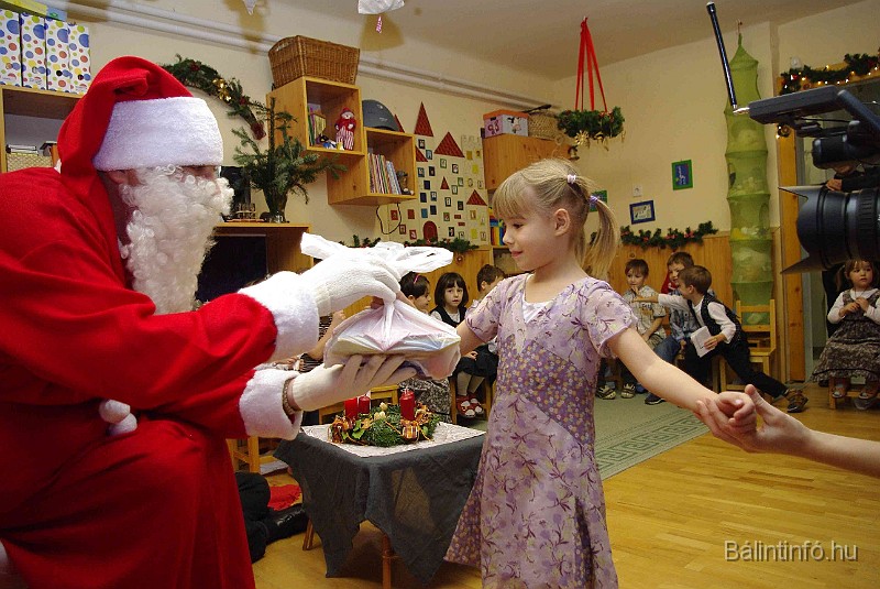 mikulas_csupasziv_2008_045.jpg