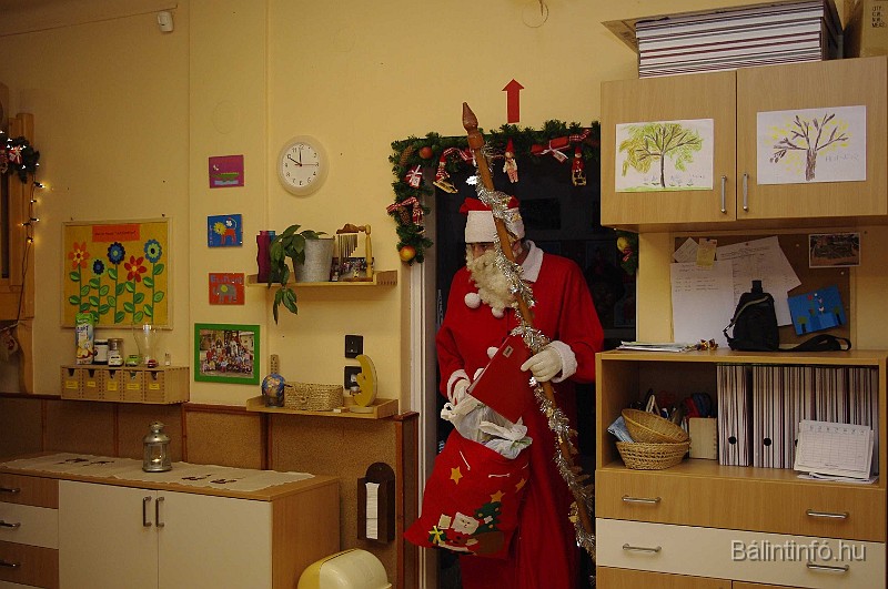 mikulas_csupasziv_2008_165.jpg