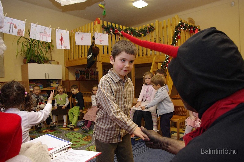 mikulas_csupasziv_2008_255.jpg