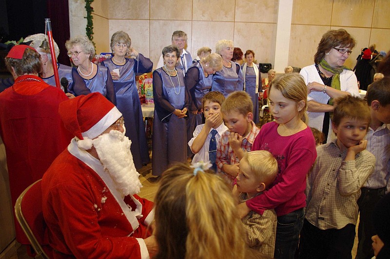 nyugdijasmikulas_2008_065.jpg