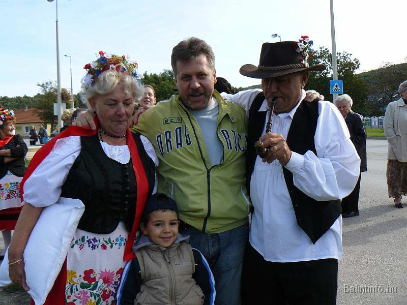szuretifelvonulas_2008_011.JPG